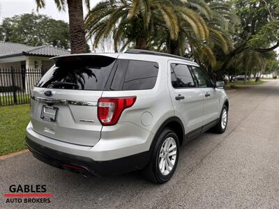 2016 Ford Explorer   - Photo 12 - Miami, FL 33165