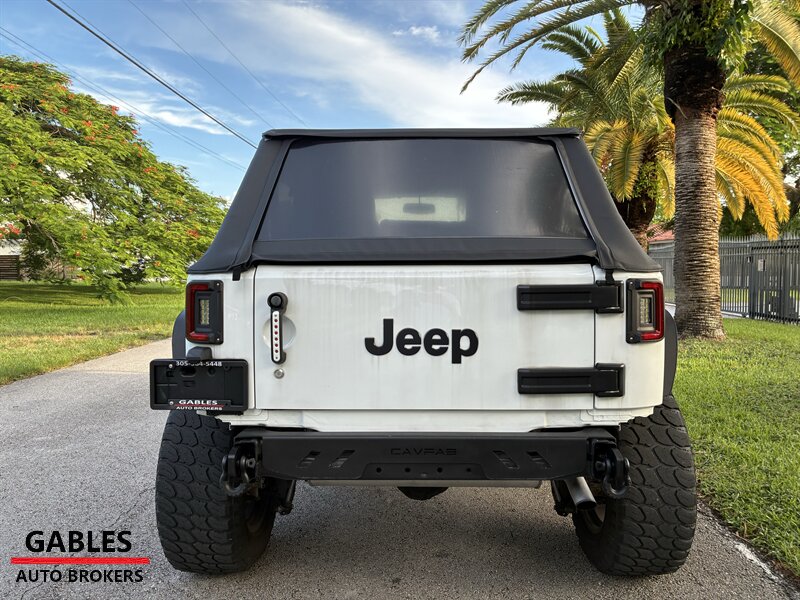 2017 Jeep Wrangler Unlimited Sport S - Photo 12