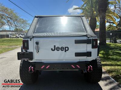 2017 Jeep Wrangler Unlimited Sport   - Photo 11 - Miami, FL 33165
