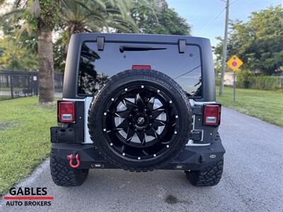 2015 Jeep Wrangler Unlimited Sahara   - Photo 11 - Miami, FL 33165