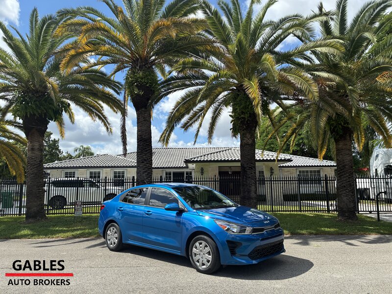 2023 Kia Rio S   - Photo 1 - Miami, FL 33165