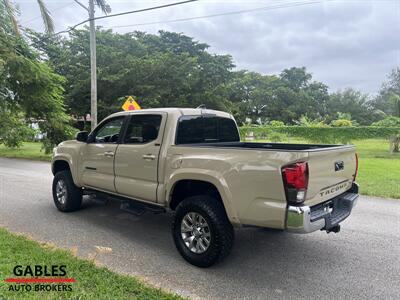 2018 Toyota Tacoma SR5 V6   - Photo 8 - Miami, FL 33165