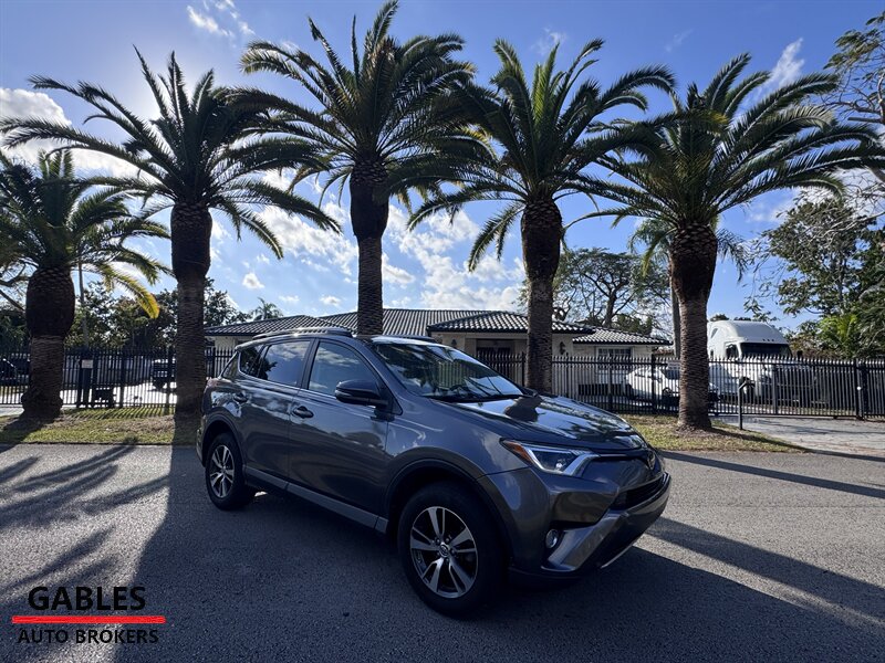 2017 Toyota RAV4 XLE   - Photo 1 - Miami, FL 33165