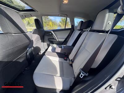 2017 Toyota RAV4 XLE   - Photo 21 - Miami, FL 33165