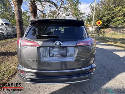 2017 Toyota RAV4 XLE   - Photo 11 - Miami, FL 33165