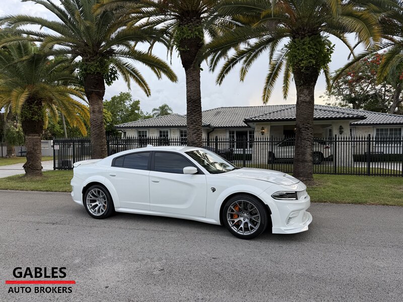 2022 Dodge Charger SRT Hellcat   - Photo 1 - Miami, FL 33165