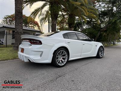 2022 Dodge Charger SRT Hellcat   - Photo 4 - Miami, FL 33165