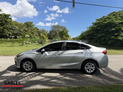 2019 Chevrolet Cruze LS   - Photo 8 - Miami, FL 33165