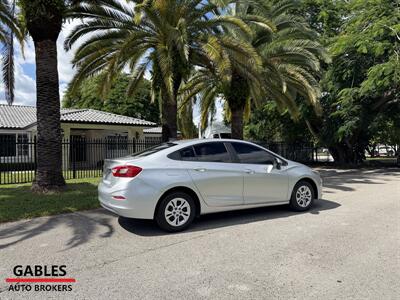 2019 Chevrolet Cruze LS   - Photo 5 - Miami, FL 33165
