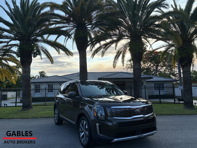 2020 Kia Telluride S  