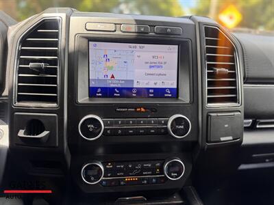 2021 Ford Expedition MAX Limited   - Photo 16 - Miami, FL 33165