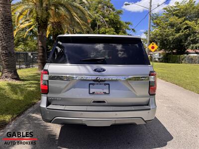 2021 Ford Expedition MAX Limited   - Photo 10 - Miami, FL 33165