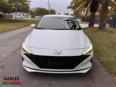 2022 Hyundai ELANTRA SEL   - Photo 6 - Miami, FL 33165