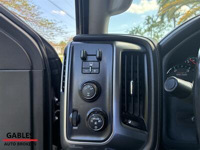 2015 Chevrolet Silverado 2500HD LTZ   - Photo 17 - Miami, FL 33165
