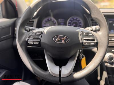 2019 Hyundai ELANTRA SEL   - Photo 22 - Miami, FL 33165
