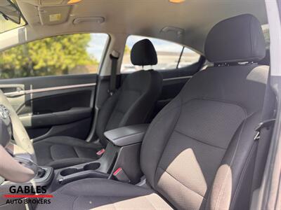 2019 Hyundai ELANTRA SEL   - Photo 23 - Miami, FL 33165