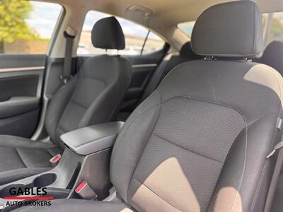 2019 Hyundai ELANTRA SEL   - Photo 21 - Miami, FL 33165