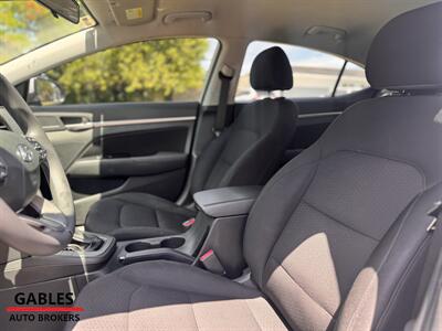 2019 Hyundai ELANTRA SEL   - Photo 24 - Miami, FL 33165