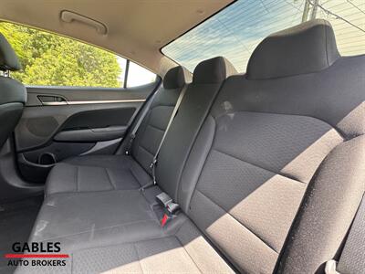 2019 Hyundai ELANTRA SEL   - Photo 28 - Miami, FL 33165