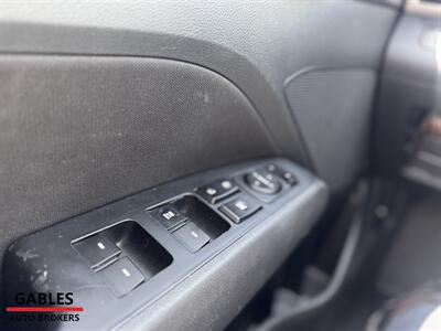 2019 Hyundai ELANTRA SEL   - Photo 19 - Miami, FL 33165