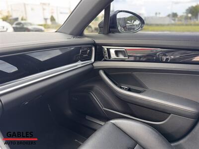 2019 Porsche Panamera 4   - Photo 31 - Miami, FL 33165