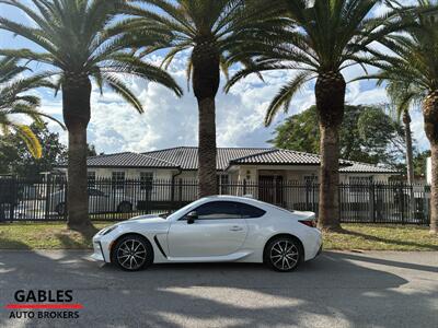 2024 Toyota GR86 - Photo 9 - Miami, FL 33165