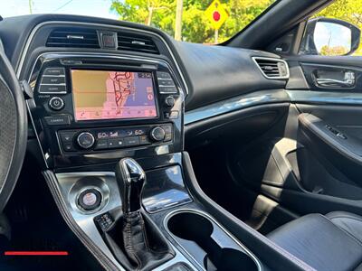 2019 Nissan Maxima 3.5 SR   - Photo 17 - Miami, FL 33165