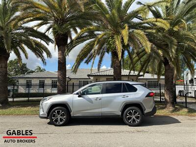 2020 Toyota RAV4 LE   - Photo 8 - Miami, FL 33165