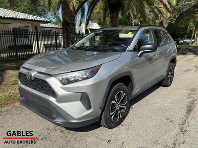 2020 Toyota RAV4 LE   - Photo 10 - Miami, FL 33165
