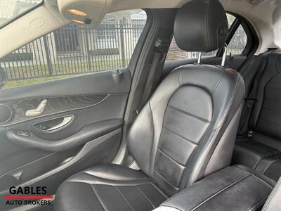 2017 Mercedes-Benz C 300   - Photo 18 - Miami, FL 33165