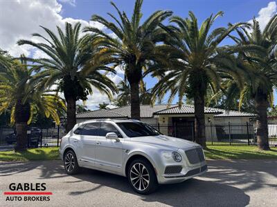 2017 Bentley Bentayga W12   - Photo 1 - Miami, FL 33165