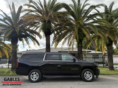 2018 Chevrolet Suburban LT - Photo 2 - Miami, FL 33165