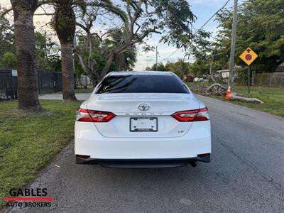 2018 Toyota Camry LE   - Photo 6 - Miami, FL 33165