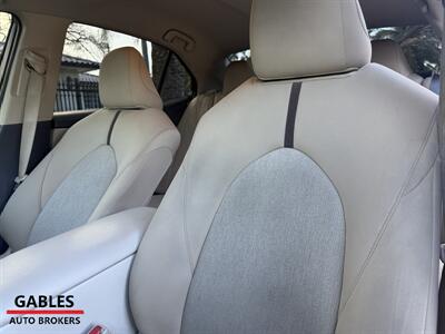 2018 Toyota Camry LE   - Photo 20 - Miami, FL 33165