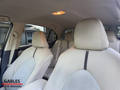2018 Toyota Camry LE   - Photo 21 - Miami, FL 33165
