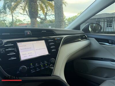 2018 Toyota Camry LE   - Photo 15 - Miami, FL 33165