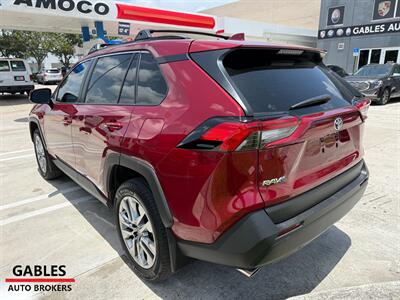 2021 Toyota RAV4 LE   - Photo 3 - Miami, FL 33165