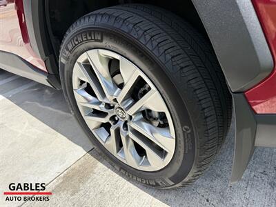 2021 Toyota RAV4 LE   - Photo 13 - Miami, FL 33165