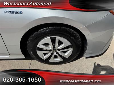 2016 Toyota Prius Four   - Photo 18 - Pasadena, CA 91106