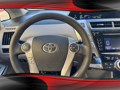 2016 Toyota Prius v Two - Photo 9 - Pasadena, CA 91106