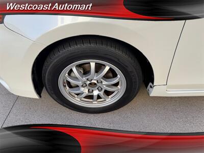 2016 Toyota Prius v Two - Photo 16 - Pasadena, CA 91106