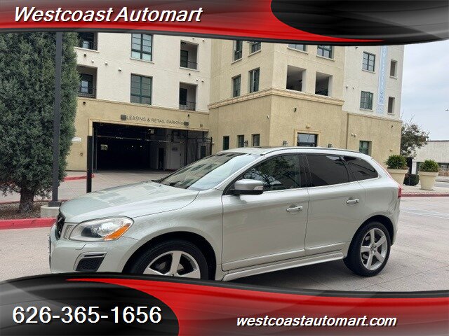 2013 Volvo XC60 T6 AWD Auto R-Design Platinum's photo