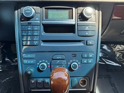 2014 Volvo XC90 3.2 Premier Plus - Photo 11 - Pasadena, CA 91106