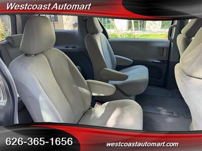 2011 Toyota Sienna Base 7-Passenger - Photo 14 - Pasadena, CA 91106