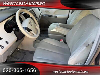2011 Toyota Sienna Base 7-Passenger - Photo 11 - Pasadena, CA 91106