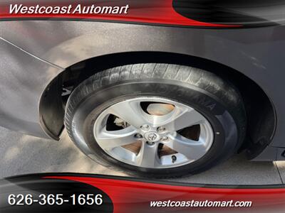 2011 Toyota Sienna Base 7-Passenger - Photo 17 - Pasadena, CA 91106