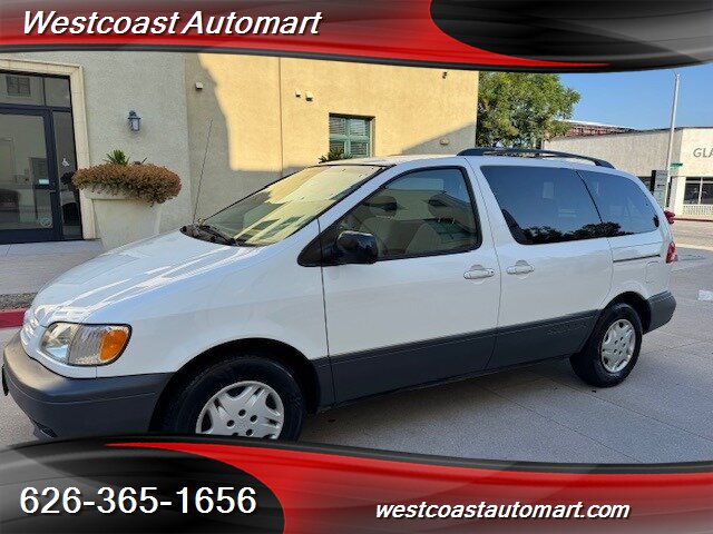 2003 Toyota Sienna CE  