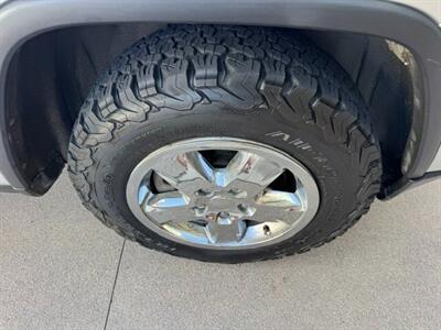 2011 Jeep Grand Cherokee Laredo - Photo 18 - Pasadena, CA 91106