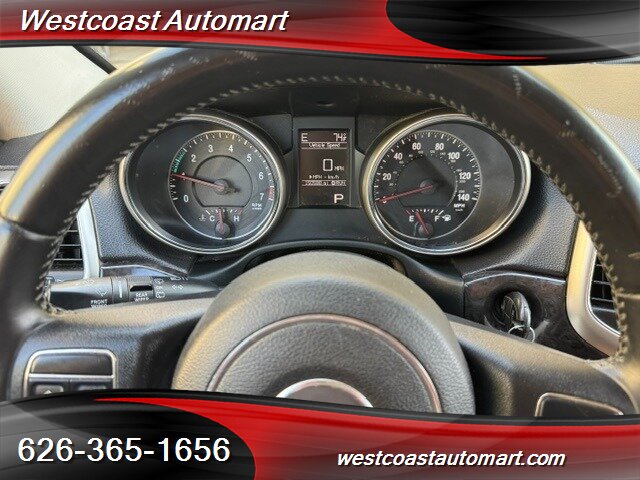 2011 Jeep Grand Cherokee Laredo - Photo 9