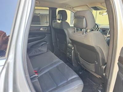 2011 Jeep Grand Cherokee Laredo - Photo 14 - Pasadena, CA 91106